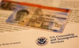 旅游签去美国，如何申请工卡？